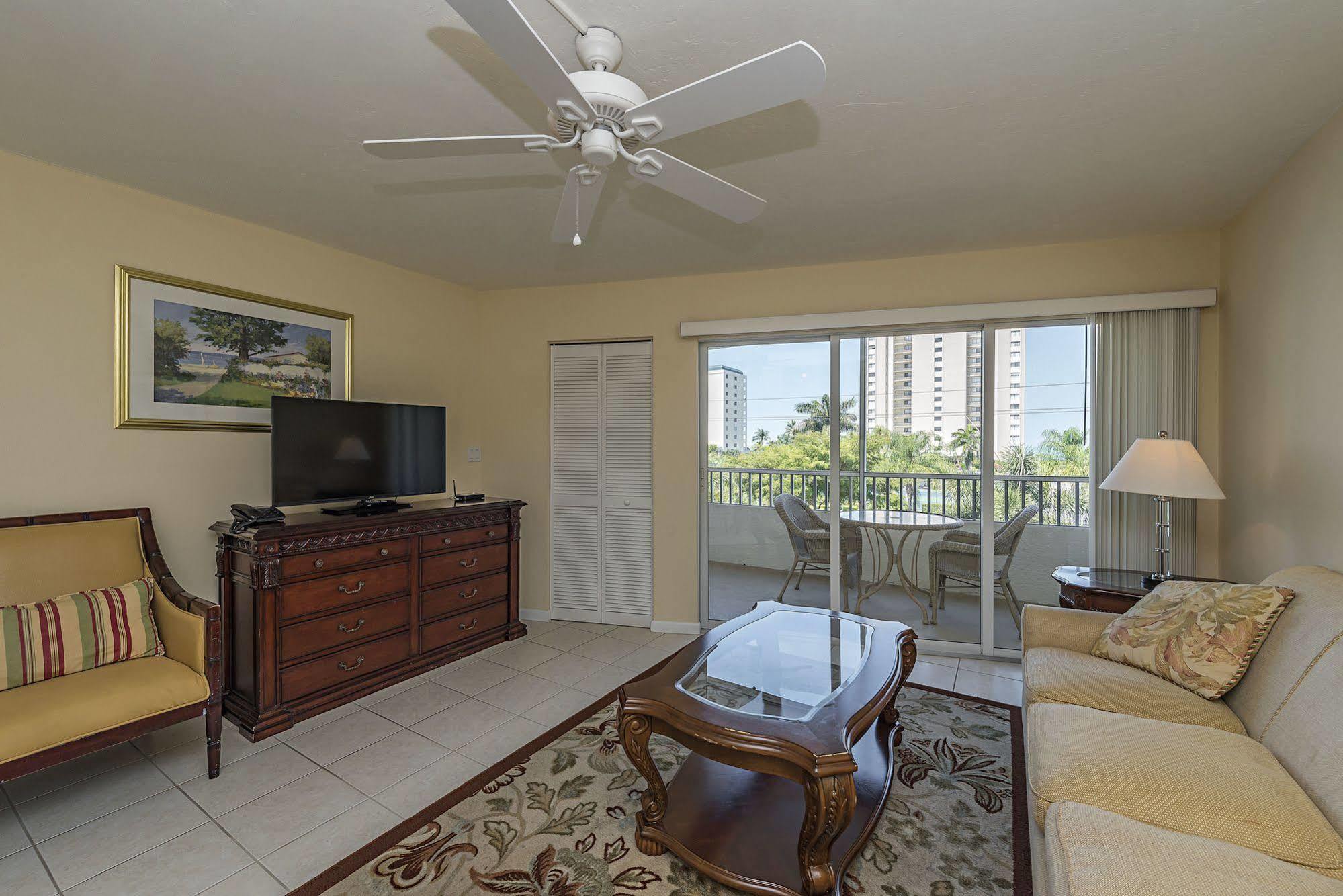 Caxambas Marco Beach Vacation Suites מראה חיצוני תמונה